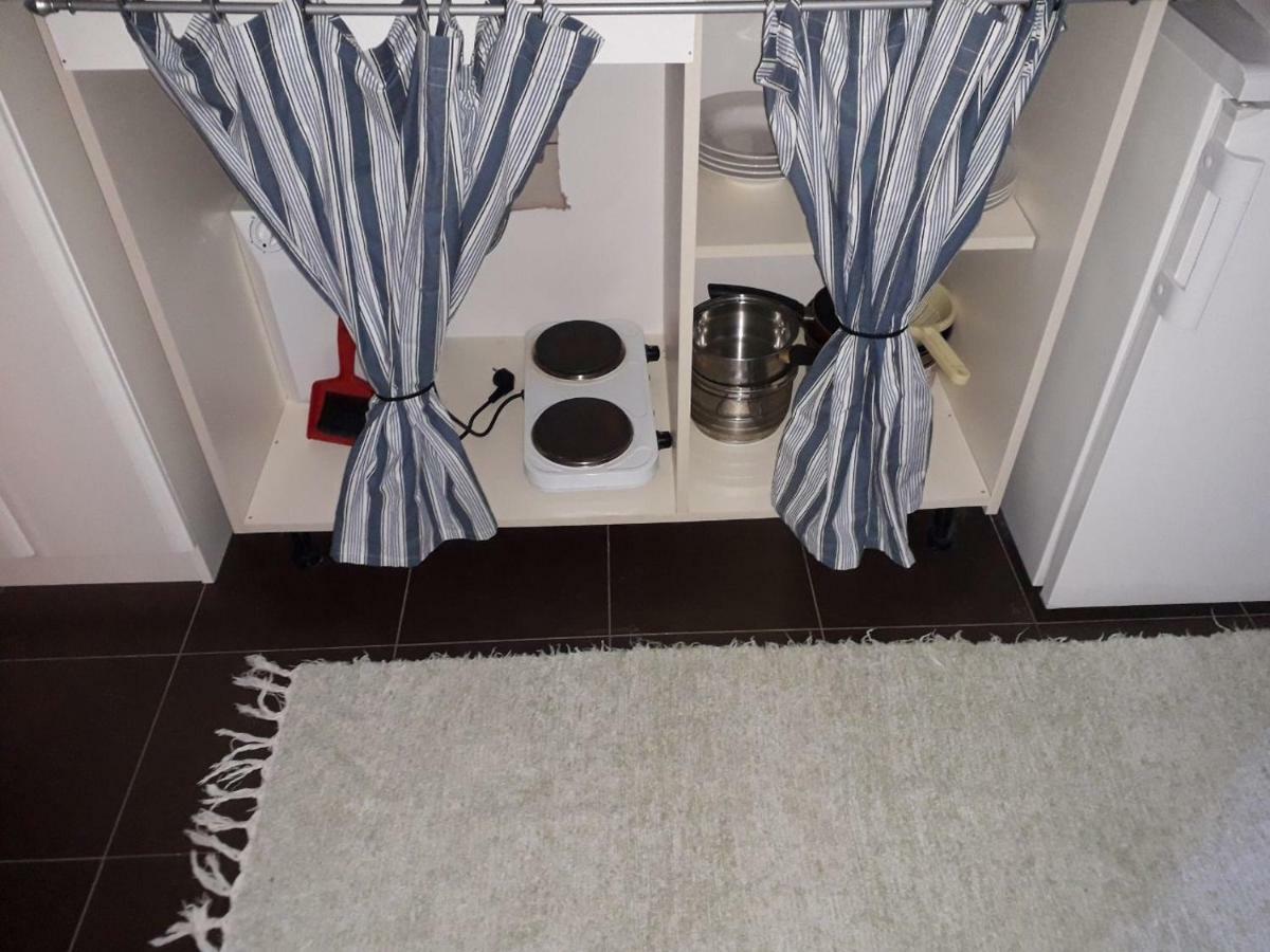 Apartmani Petrija Prčanj Exteriör bild